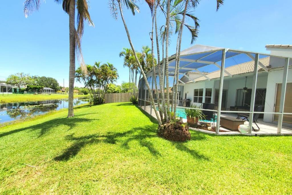 Our Beautiful Florida Vacation Home With Heated Pool Port St. Lucie Eksteriør bilde