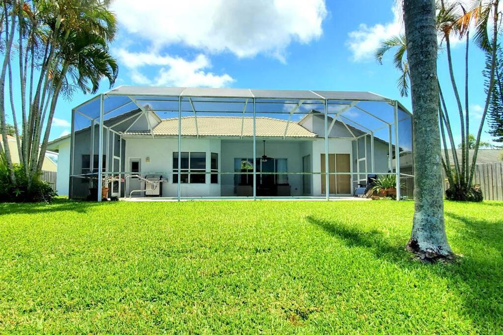 Our Beautiful Florida Vacation Home With Heated Pool Port St. Lucie Eksteriør bilde