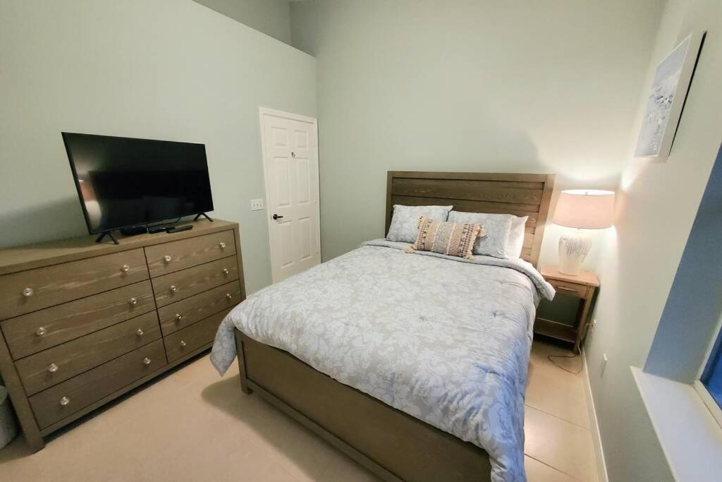 Our Beautiful Florida Vacation Home With Heated Pool Port St. Lucie Eksteriør bilde