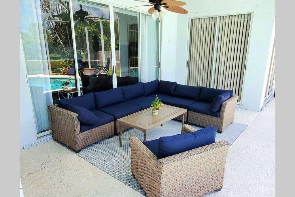 Our Beautiful Florida Vacation Home With Heated Pool Port St. Lucie Eksteriør bilde