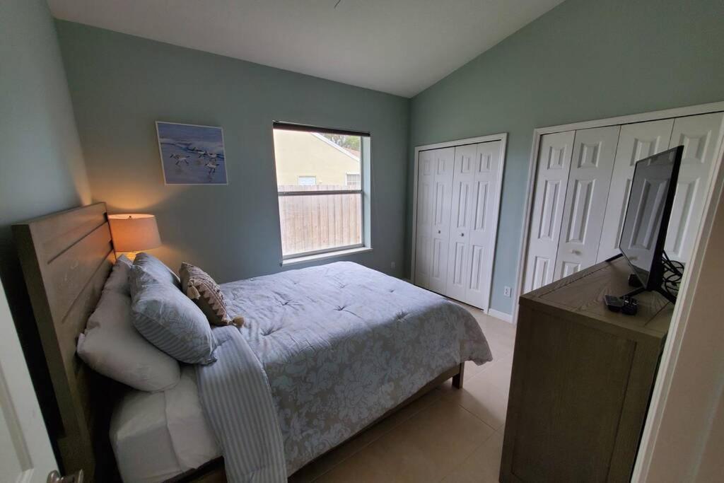 Our Beautiful Florida Vacation Home With Heated Pool Port St. Lucie Eksteriør bilde